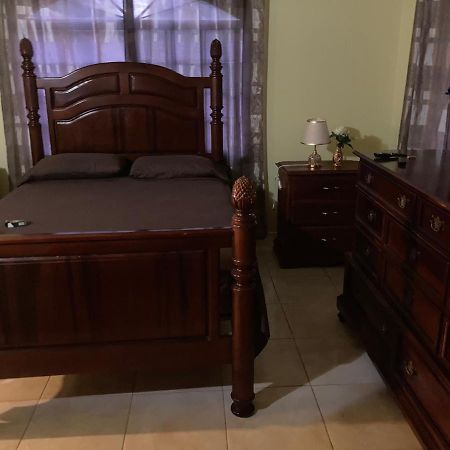 Pearlieron Place Рънауей Бей Екстериор снимка