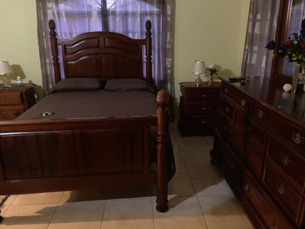 Pearlieron Place Рънауей Бей Екстериор снимка